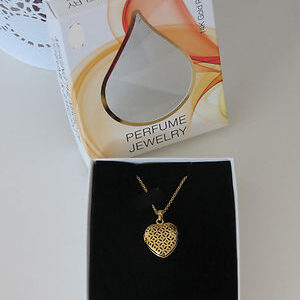 FLO Women Fashion Perfume Jewelry Heart Pendant Necklace Chain Fragrance GOLD